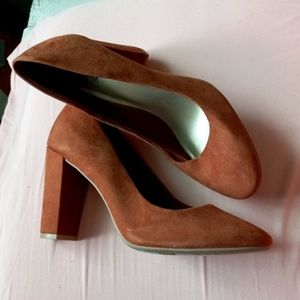 Fioni Micro Suade Pumps Size 11,Cocoa